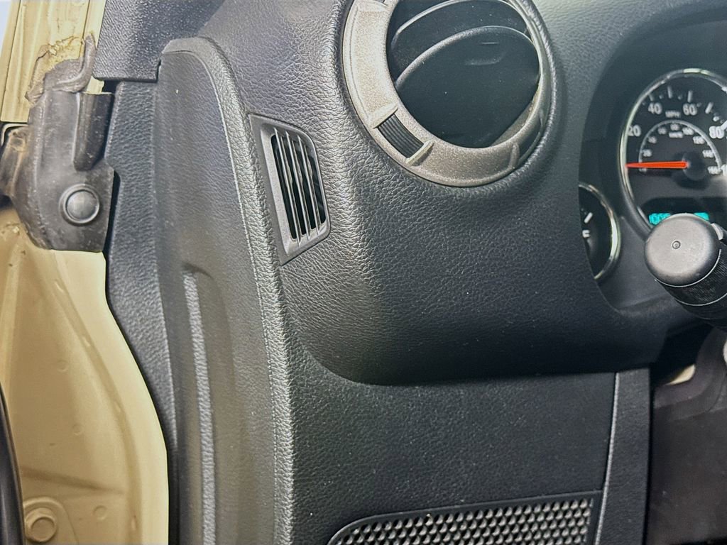 Used 2016 Jeep Wrangler Unlimited Sport w/ Quick Order Package 24S image 11