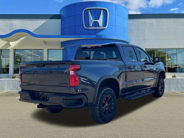 Used 2024 Chevrolet Silverado 1500 ZR2 w/ Technology Package image 2