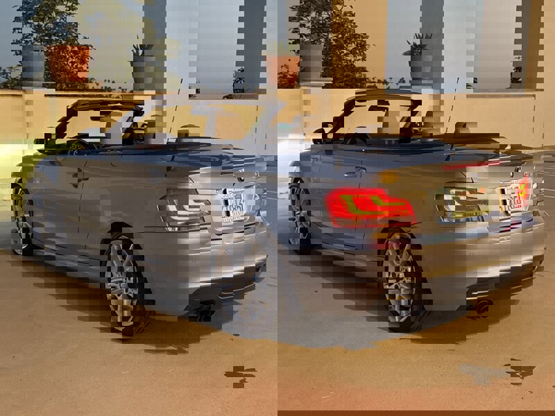 Used 2012 BMW 135i Convertible image 8