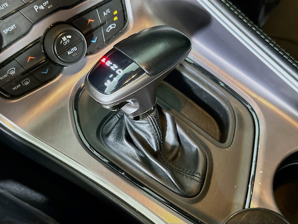 Used 2022 Dodge Challenger R/T RWD image 27