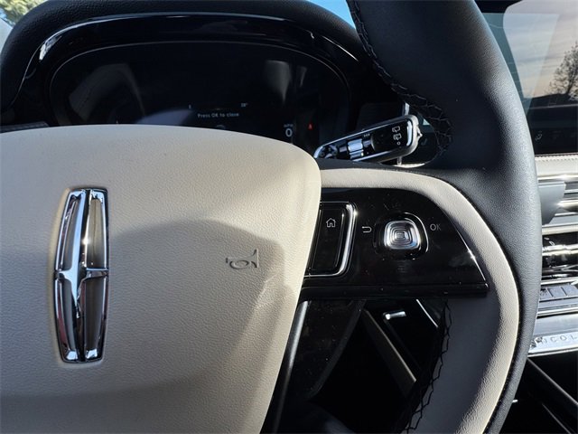 New 2026 Lincoln Corsair Premiere image 28