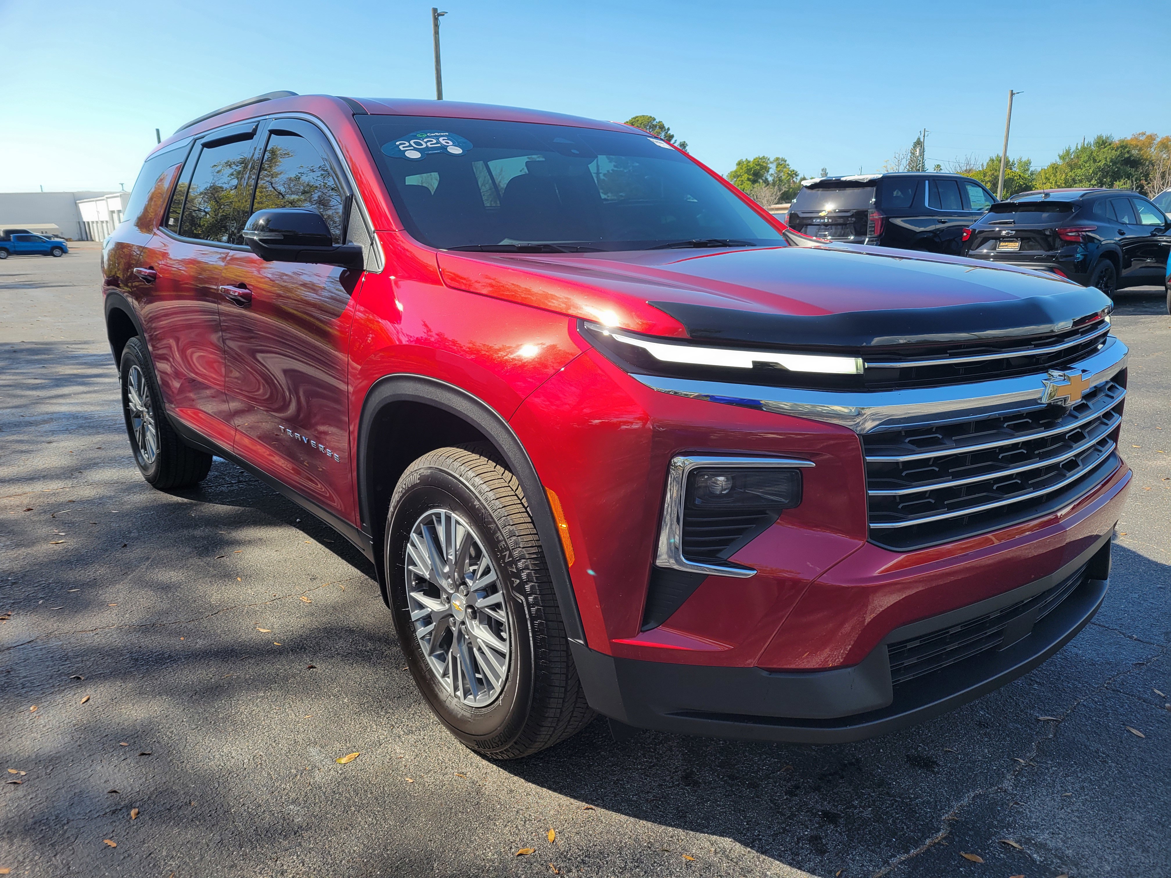 Certified 2026 Chevrolet Traverse LT w/ Driver Confidence Package FWD image 3
