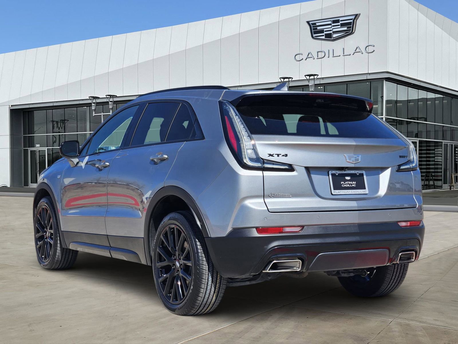 Certified 2023 Cadillac XT4 Sport w/ LPO, Onyx Lite Package image 4