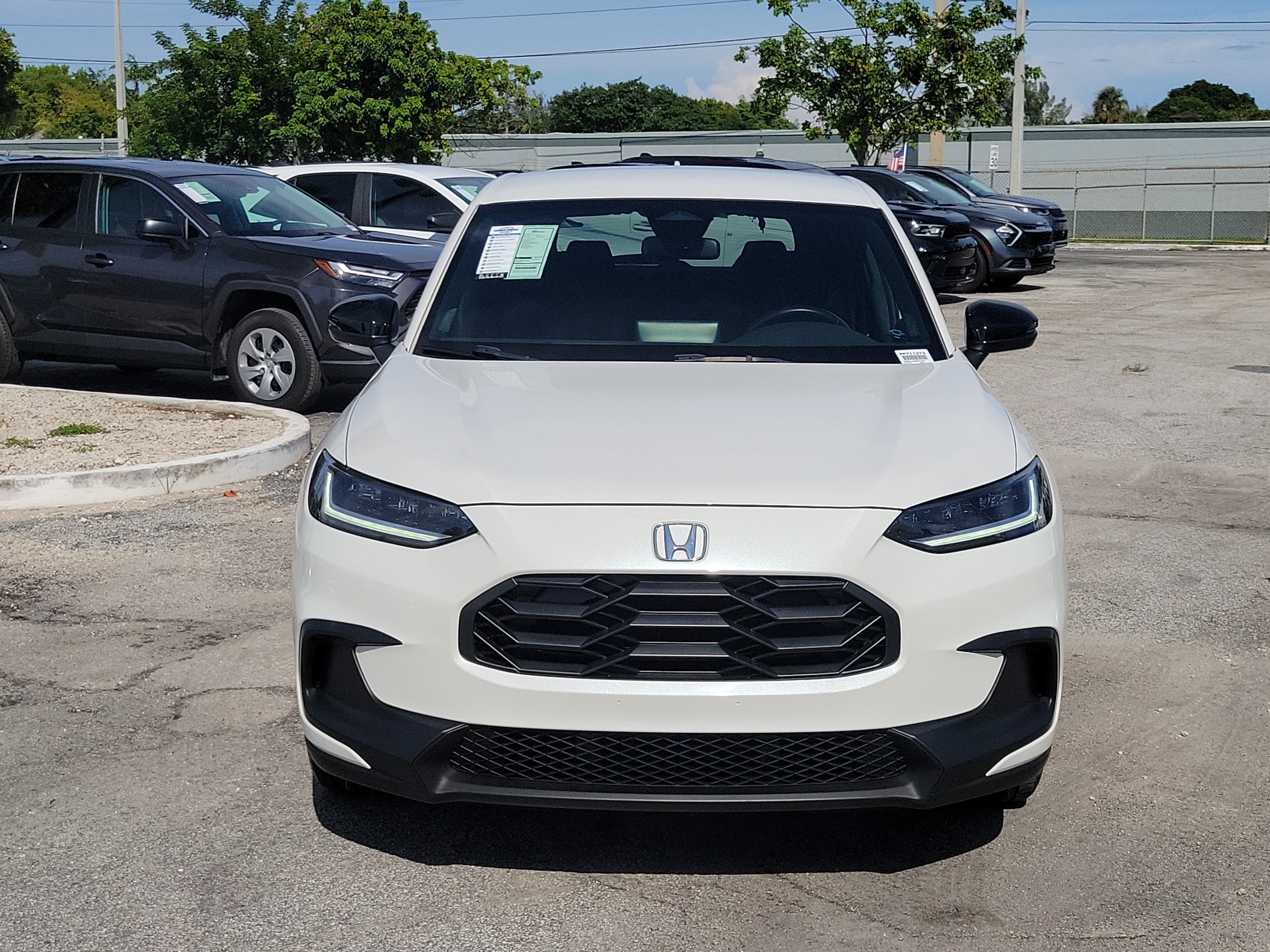 Used 2025 Honda HR-V Sport image 8
