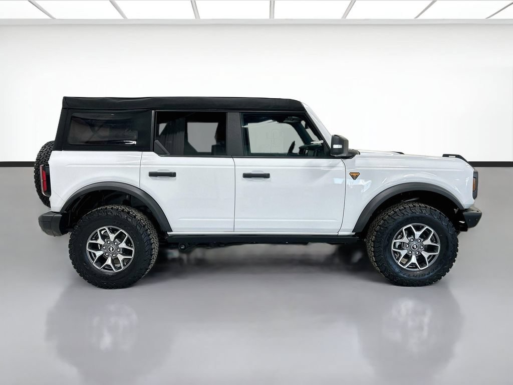 Used 2024 Ford Bronco Badlands AWD/4WD image 5