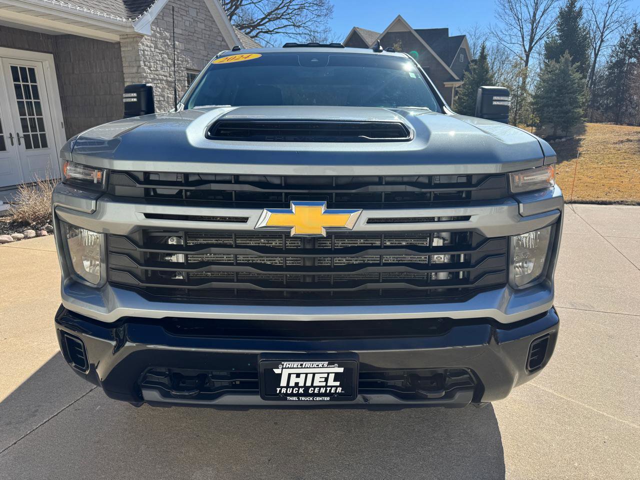 Used 2024 Chevrolet Silverado 2500 Custom w/ Custom Value Package image 10