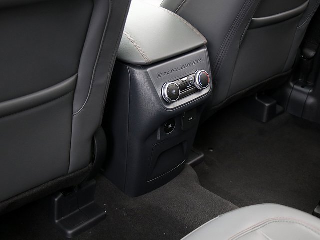 New 2026 Ford Explorer Active image 14