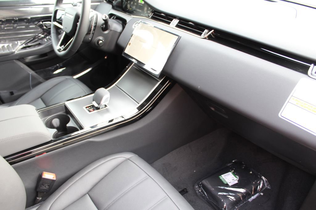 New 2026 Land Rover Range Rover Evoque S image 18