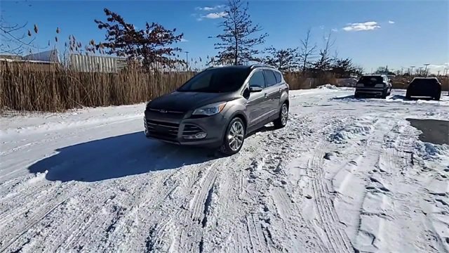 Used 2014 Ford Escape SE w/ SE Chrome Package image 2