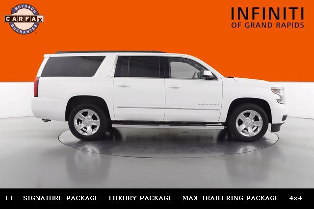 Used 2017 Chevrolet Suburban LT w/ LT Signature Package image 2