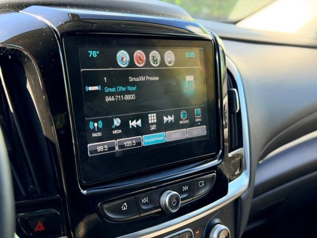 Used 2018 Chevrolet Traverse LT FWD image 13