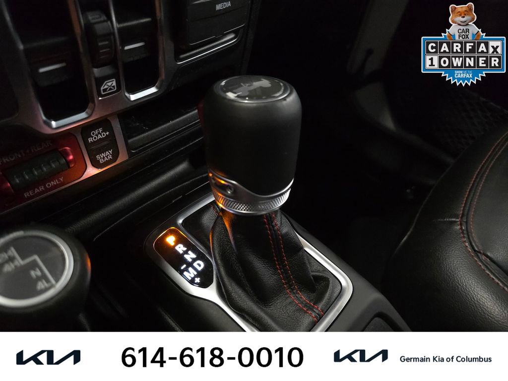 Used 2022 Jeep Wrangler Unlimited Rubicon w/ Cold Weather Group AWD/4WD image 25