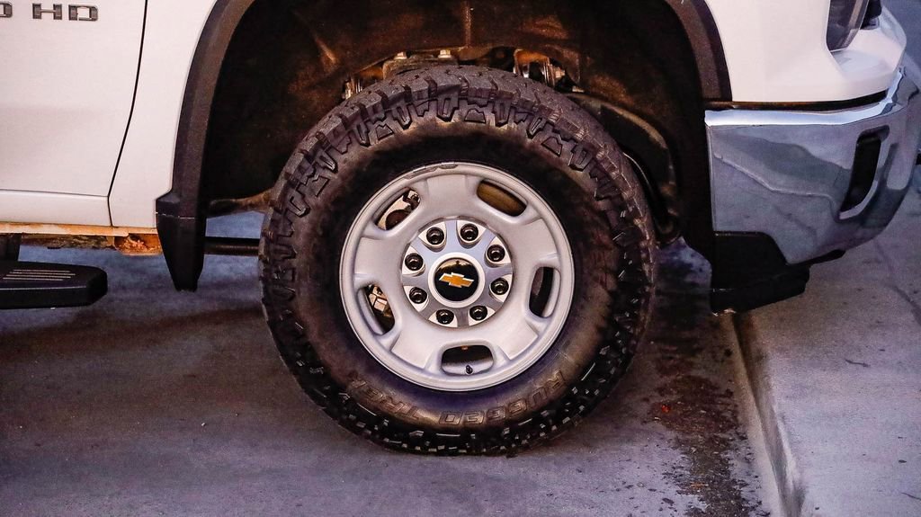 Used 2024 Chevrolet Silverado 2500 W/T w/ WT Convenience Package image 11