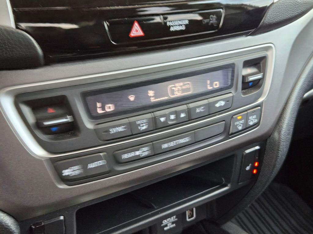 Used 2020 Honda Ridgeline RTL image 17