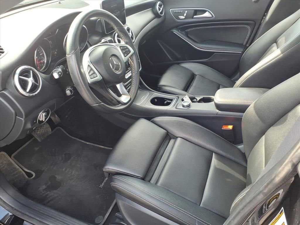 Used 2018 Mercedes-Benz CLA 250 4MATIC image 13