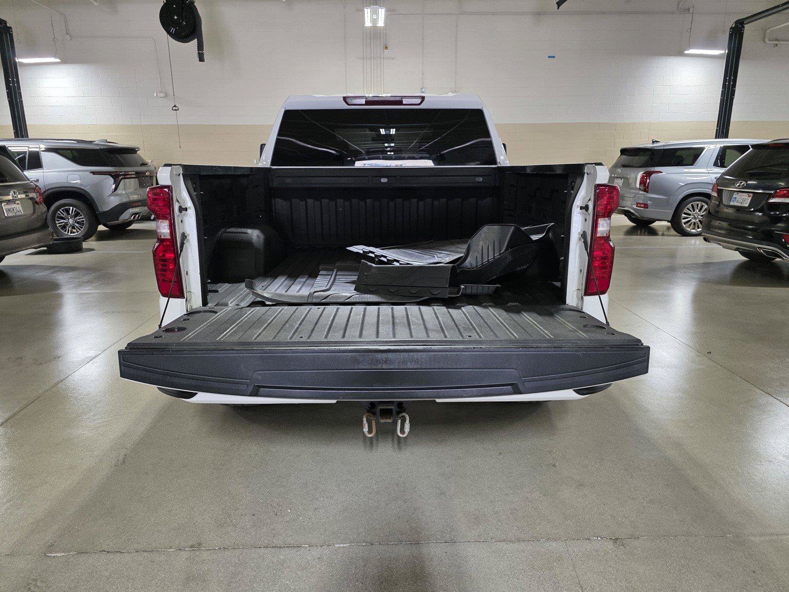 Used 2023 Chevrolet Silverado 1500 Custom w/ LPO, Dark Essentials Package AWD/4WD image 14