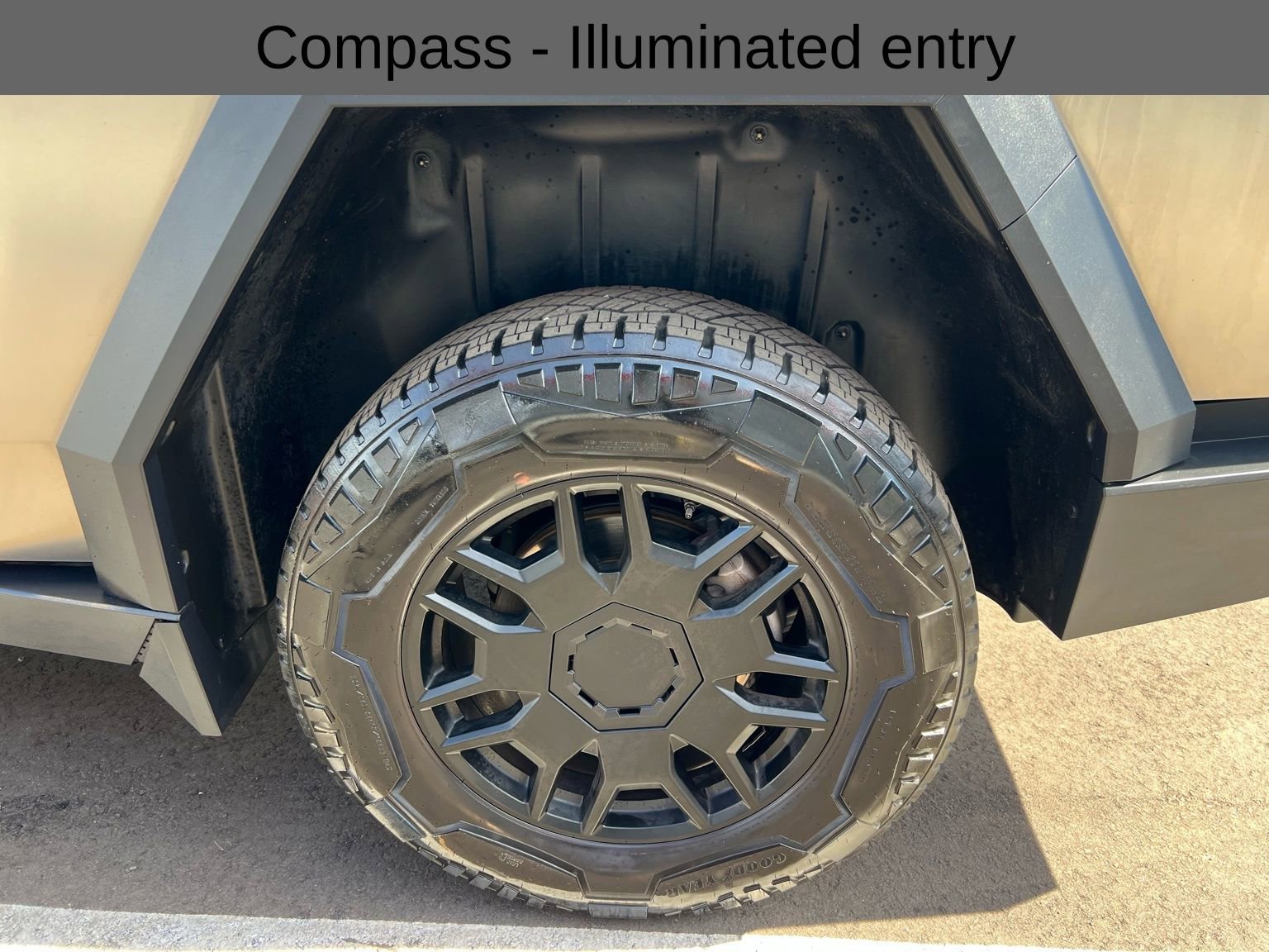 Used 2024 Tesla Cybertruck AWD Crew Cab image 17