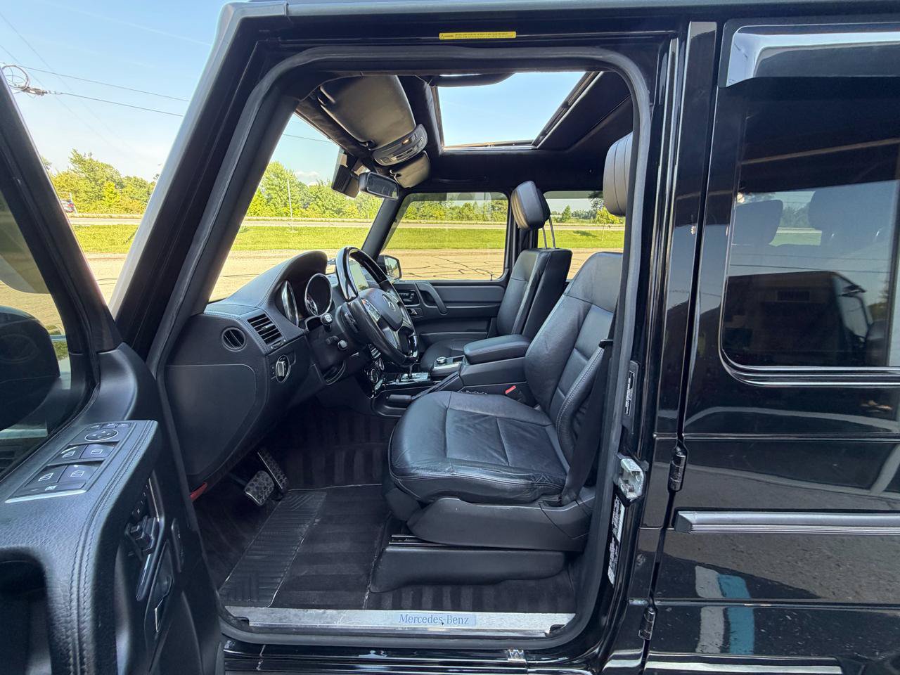 Used 2015 Mercedes-Benz G 550 image 12