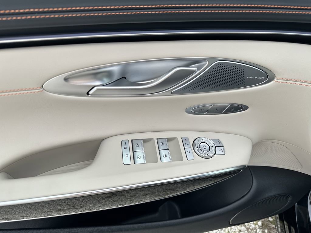 Used 2026 Genesis GV70 3.5T Sport Prestige image 12