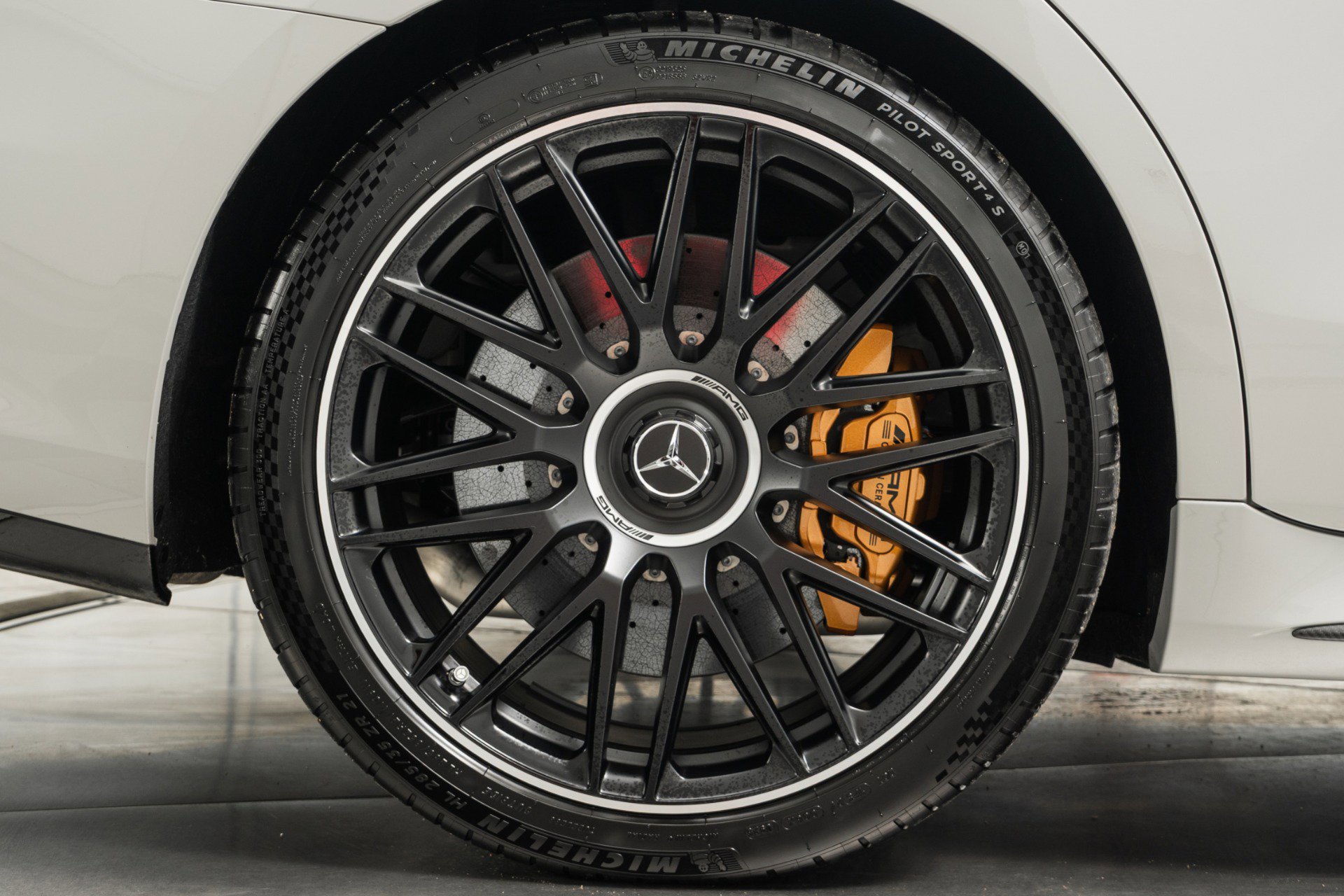 Used 2025 Mercedes-Benz S 63 AMG S image 48