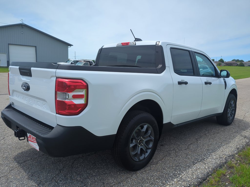 New 2025 Ford Maverick XLT w/ Equipment Group 302A image 7
