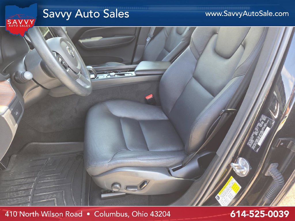 Used 2023 Volvo XC60 B5 Plus AWD/4WD image 22