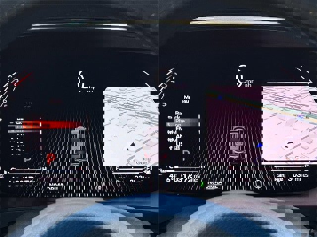 Certified 2025 Acura MDX FWD w/ Technology Package image 16