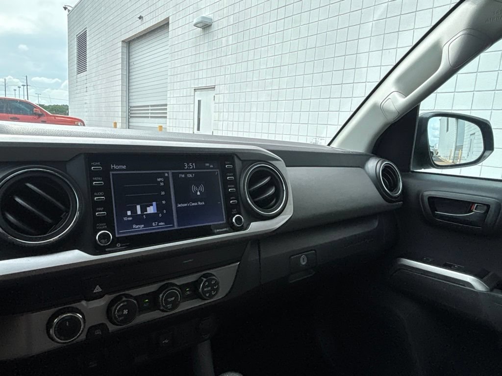 Used 2021 Toyota Tacoma SR5 w/ SR5 Appearance Package (SM) AWD/4WD image 15