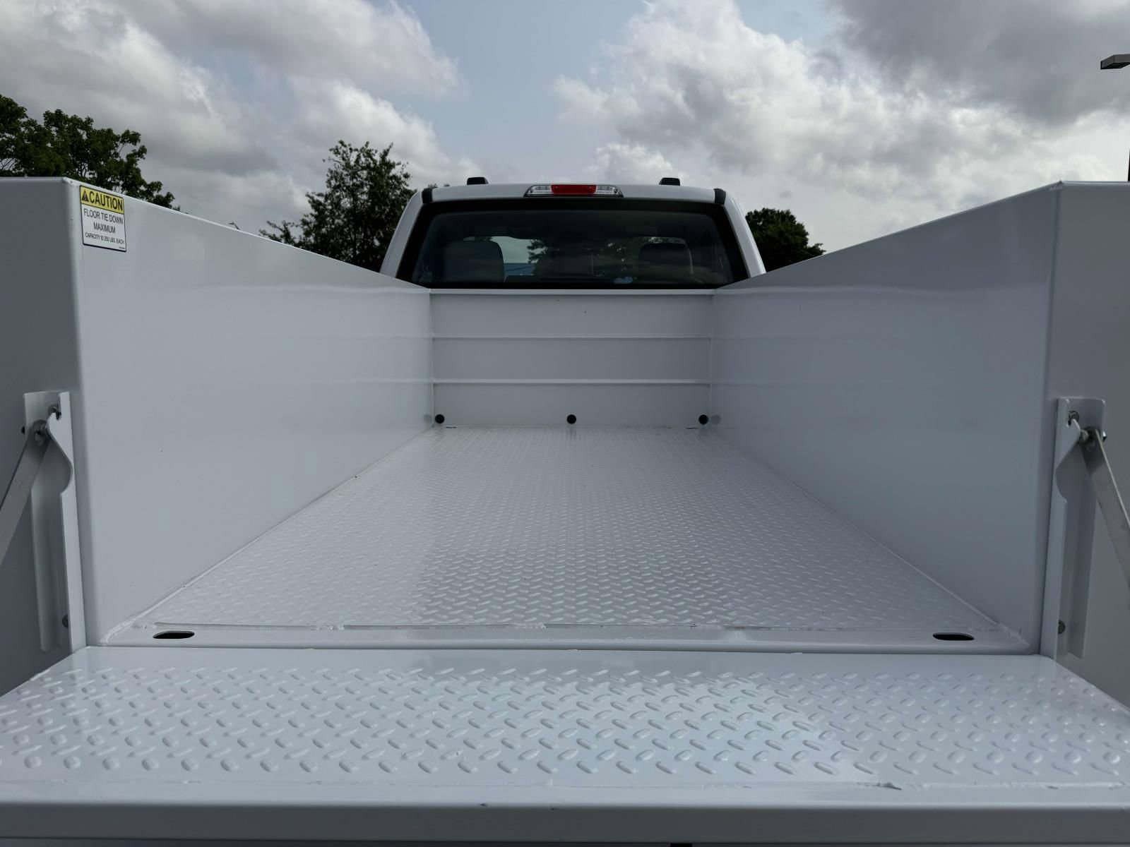 New 2025 Ford F250 XL w/ XL Chrome Package image 11