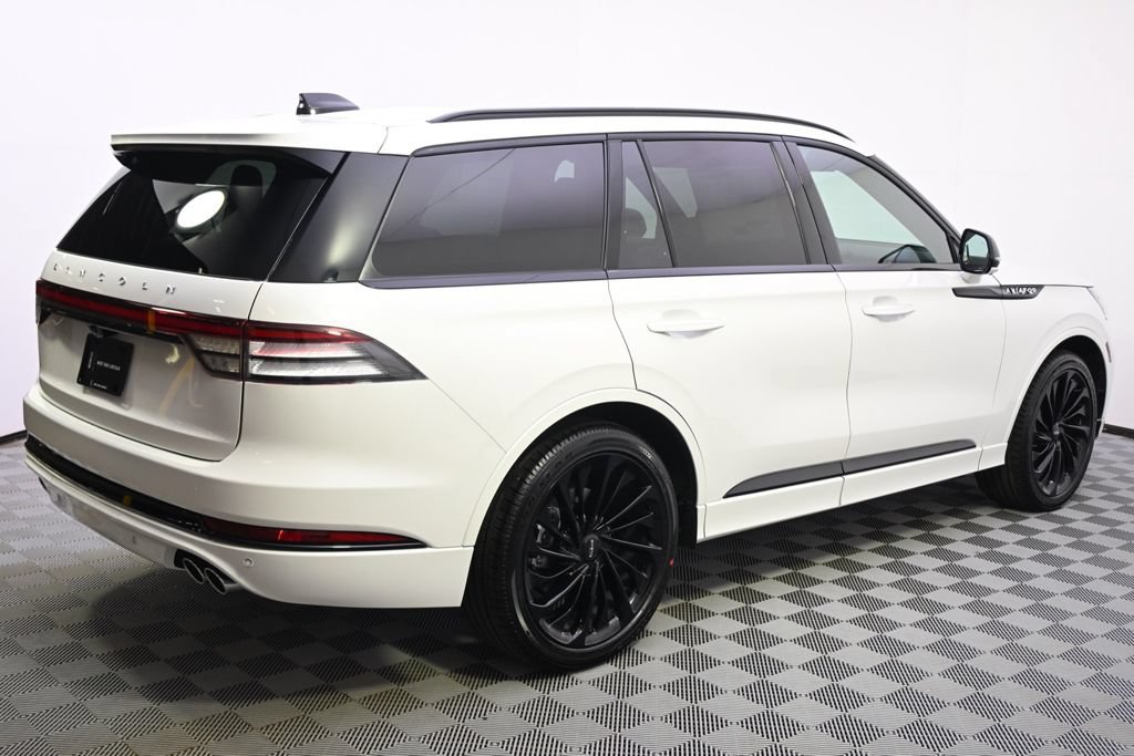 New 2026 Lincoln Aviator Reserve AWD/4WD image 7