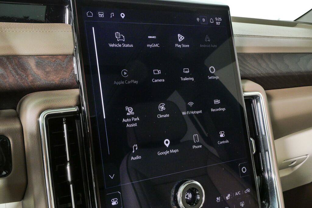 Certified 2026 GMC Yukon Denali w/ Sun & Power Step Package AWD/4WD image 15