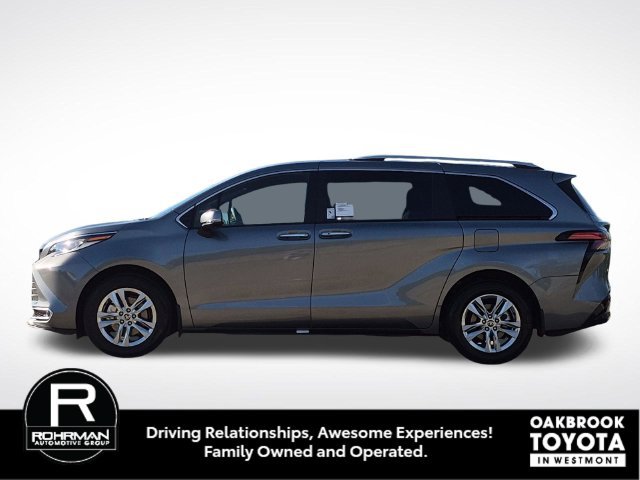 New 2026 Toyota Sienna Limited FWD image 10