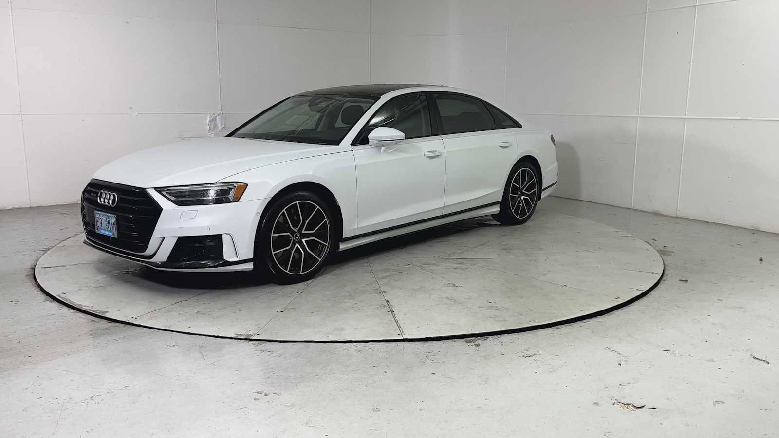 Used 2020 Audi A8 L 4.0T w/ Executive Package image 6