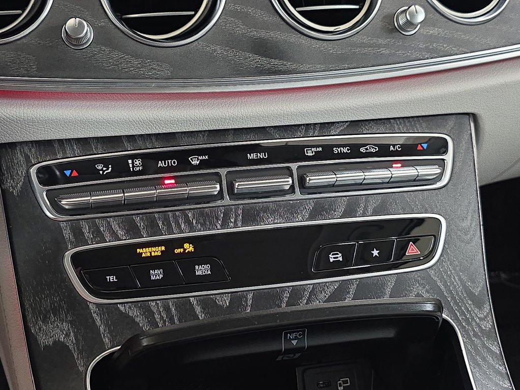 Used 2022 Mercedes-Benz E 350 Sedan image 25