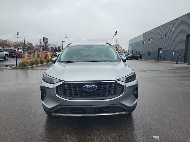 Used 2024 Ford Escape SE image 9