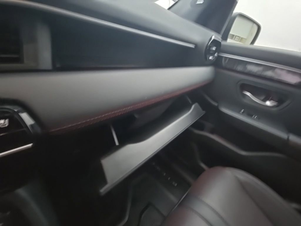 Used 2025 Honda Pilot Black Edition image 23