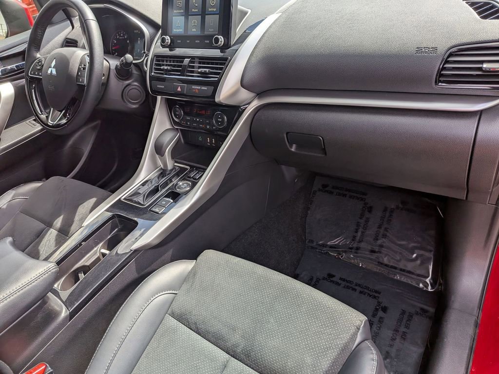 Used 2025 Mitsubishi Eclipse Cross SE image 31