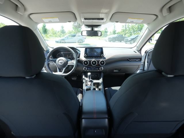 Used 2025 Nissan Sentra SR FWD image 24