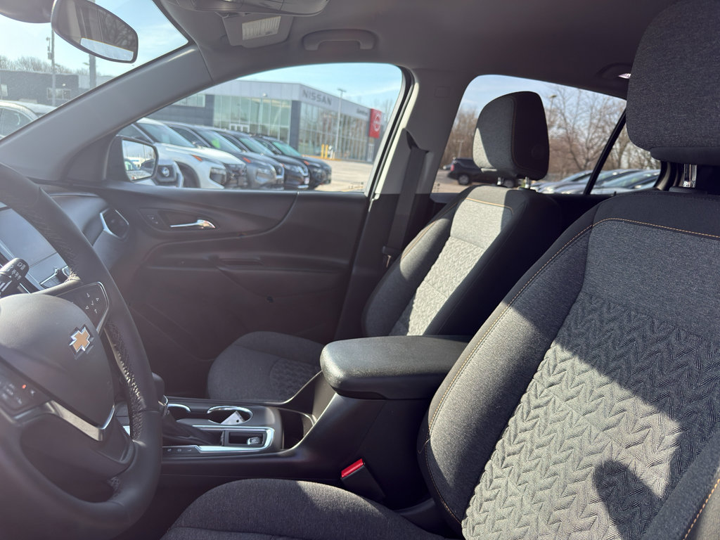 Used 2024 Chevrolet Equinox LT AWD/4WD image 26
