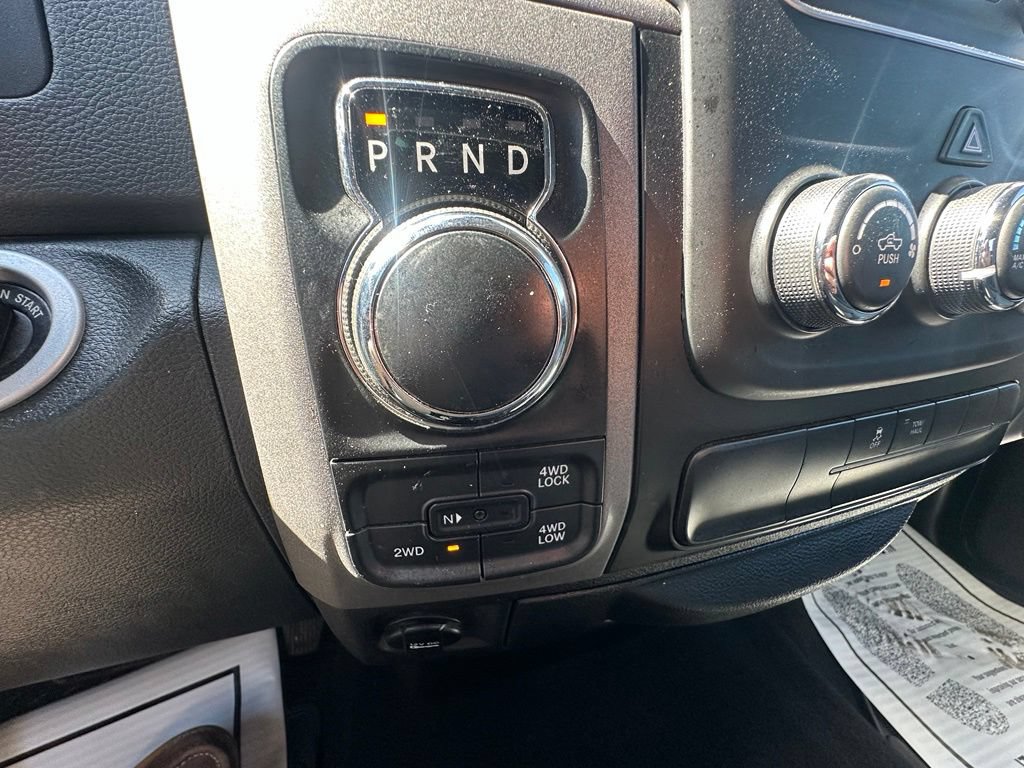 Used 2018 RAM 1500 Express AWD/4WD image 21