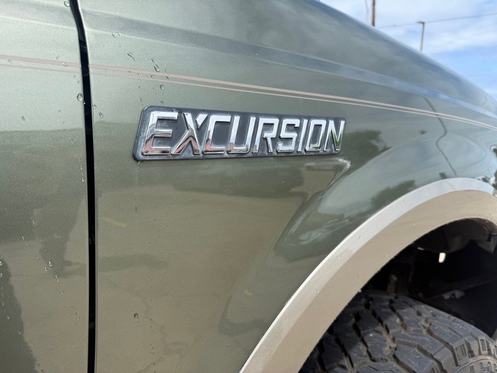 Used 2005 Ford Excursion Eddie Bauer image 9
