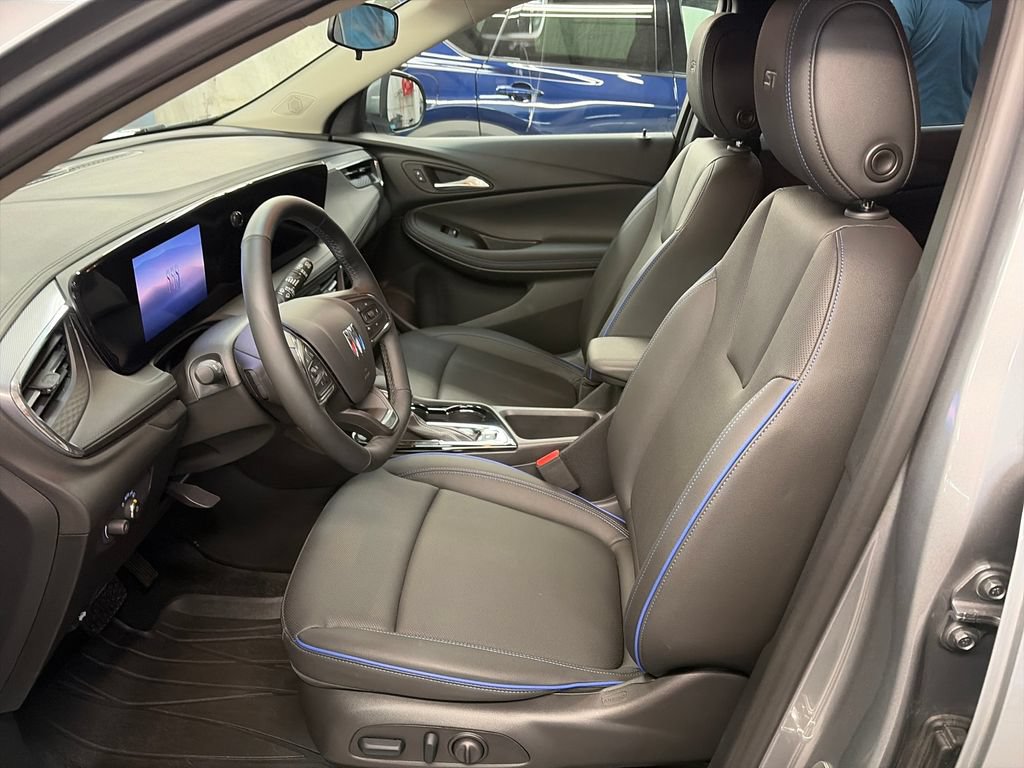 Used 2026 Buick Encore GX Sport Touring w/ Comfort Package AWD/4WD image 14