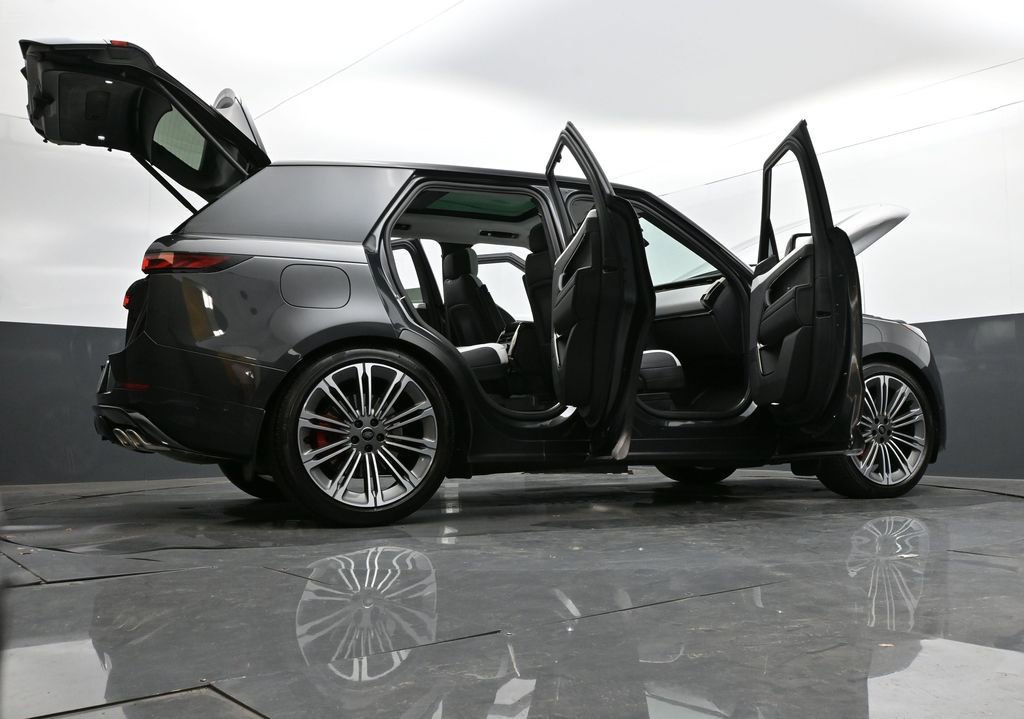 Used 2025 Land Rover Range Rover Sport Autobiography image 38