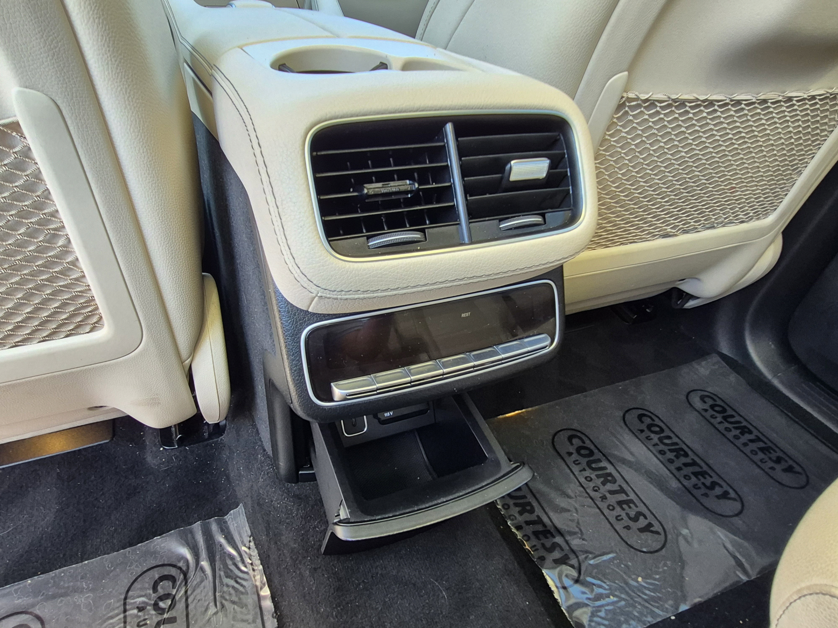 Used 2023 Mercedes-Benz GLS 450 4MATIC w/ AMG Line Exterior image 16
