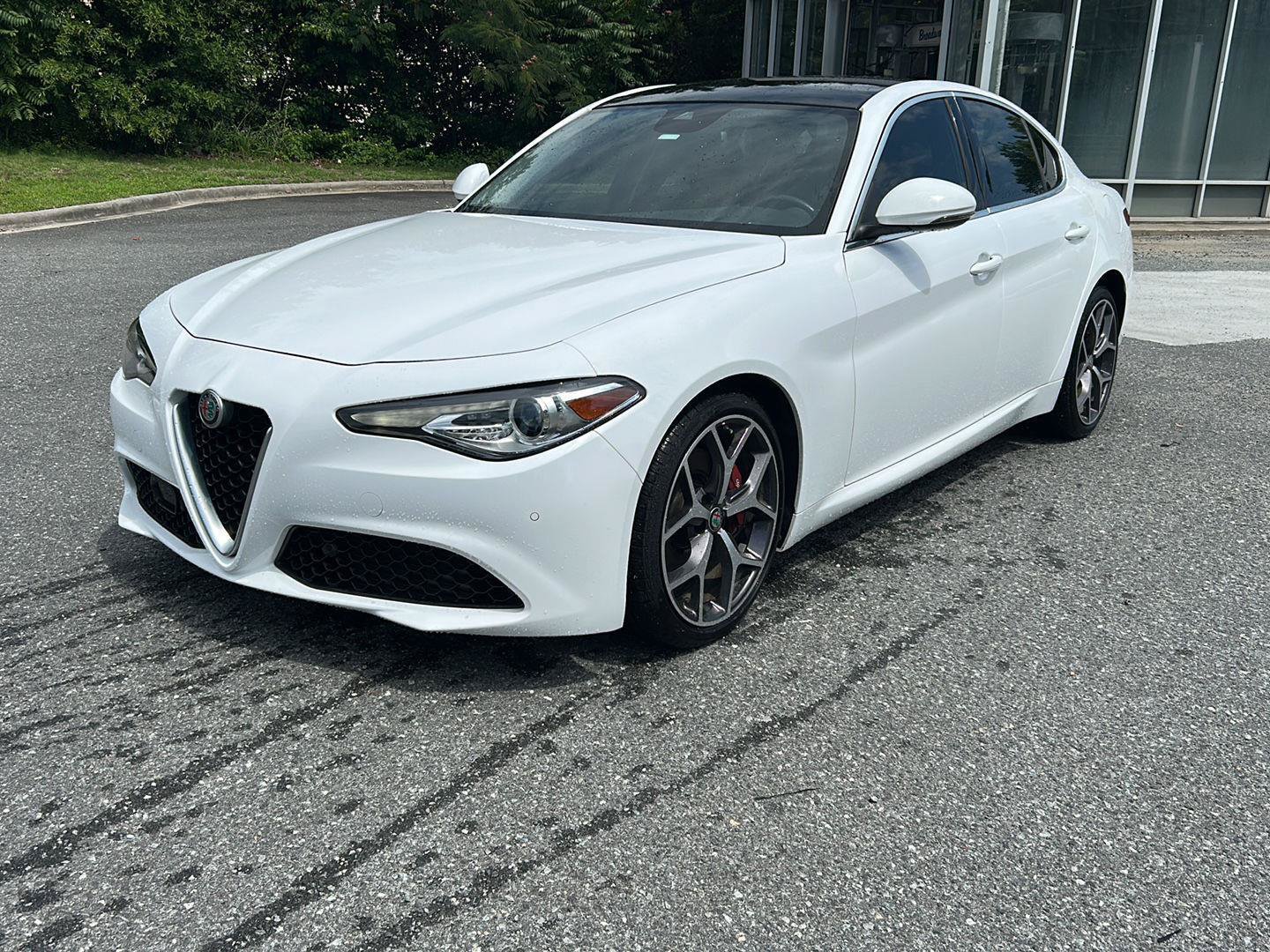 Used 2020 Alfa Romeo Giulia Ti w/ Active Blind Spot Package RWD image 1