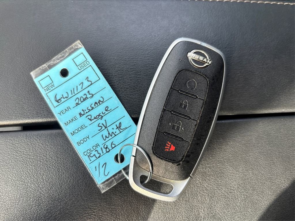 Used 2023 Nissan Rogue SV AWD/4WD image 35