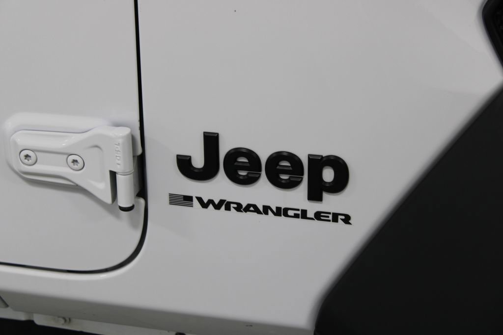 Used 2024 Jeep Wrangler Sport S image 12