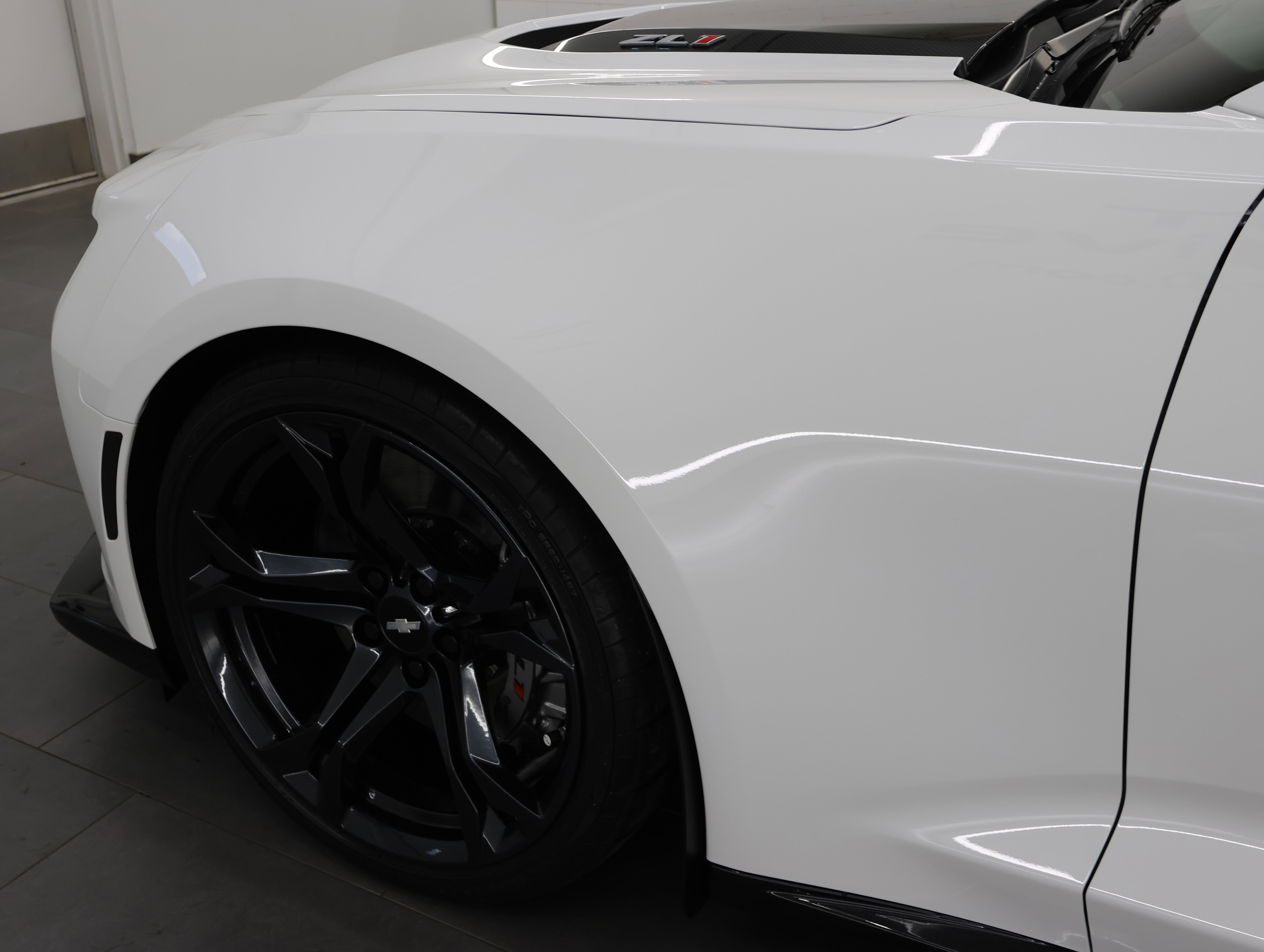 Used 2018 Chevrolet Camaro ZL1 RWD image 34