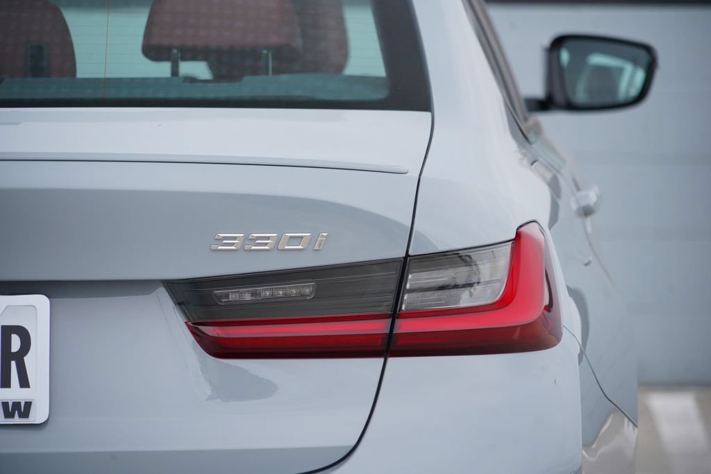 New 2026 BMW 330i xDrive Sedan AWD/4WD image 8