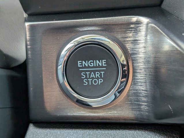 New 2026 Ford F250 4x4 Crew Cab Super Duty image 30